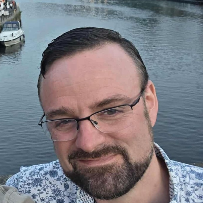 Portrait of Christopher Machnicki